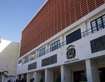 El PRM se impone en el Congreso con una mayor&iacute;a aplastante