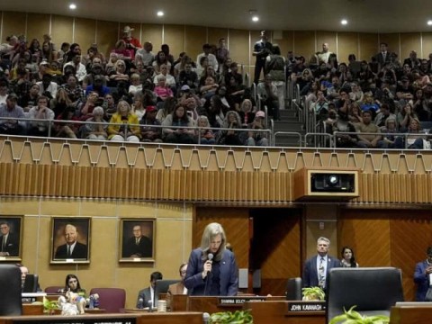 Congreso de Arizona aprueba derogar una prohibici&oacute;n de casi todos los abortos de 1864