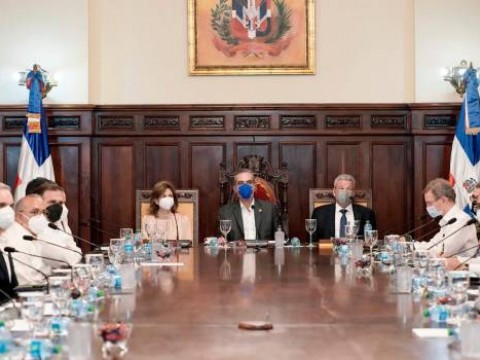 Abinader encabeza Consejo de Ministros desde San Cristobal 