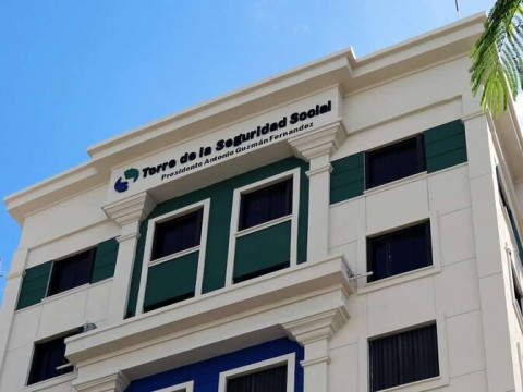 CNSS fija tope de RD$1 mill&oacute;n para medicamentos de alto costo que no sean para c&aacute;ncer