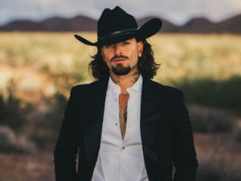 MALUMA presenta su nueva canci&oacute;n&nbsp;"CONTRATO"