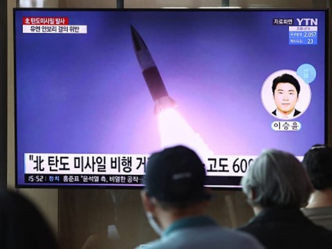 Corea del Norte lanza sat&eacute;lite de vigilancia militar