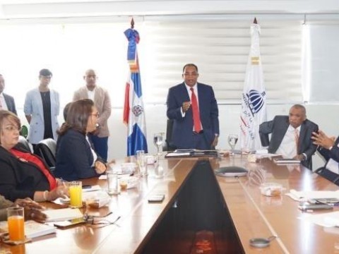 Director de Subsidios Sociales escucha necesidades de oficinas provinciales