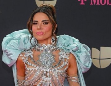 Elegancia moderna y explosi&oacute;n de colores en la alfombra de Premio Lo Nuestro