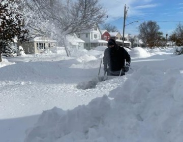 Declaran el estado de emergencia tras "hist&oacute;rica" nevada en el estado de Nueva York