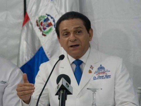Ministro de Salud dice pacientes se sienten "inseguros" ante situaci&oacute;n con las ARS