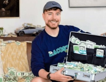 &iquest;Por qu&eacute; la gente comparte la imagen de un hombre rodeado de dinero en Instagram?