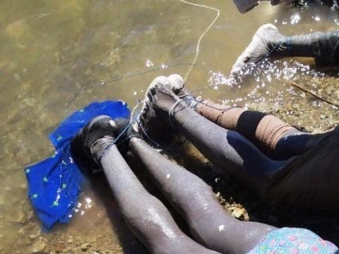 Investigan muerte de haitianos encontrados atados en la presa de Monci&oacute;n