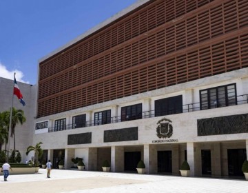 Culpan a los partidos y diferencias ideol&oacute;gicas por freno al C&oacute;digo Penal