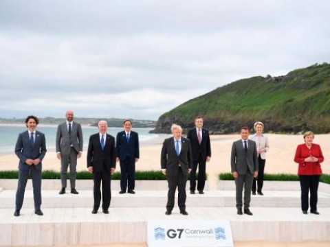 G7 donar&aacute; 1,000 millones de vacunas a paises pobres