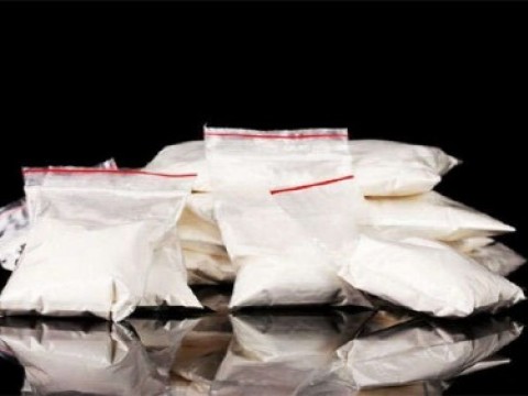Arrestan cuatro personas y confiscan varias porciones de presuntas drogas en San Juan
