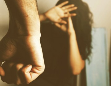 La mitad de los dominicanos cree que la violencia machista es tema privado