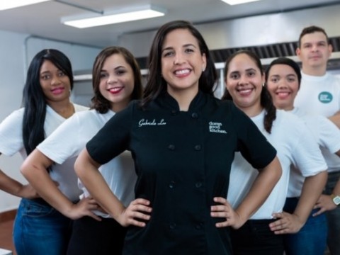 Damn Good Kitchen, creado por la Chef Gabriela Lee, un concepto de comida saludable para un mundo r&aacute;pido
