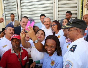 Danilo Medina realiza recorrido en San Pedro de Macor&iacute;s y eval&uacute;a oportunidades de desarrollo