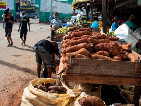 Suben de precio algunos v&iacute;veres de alto consumo