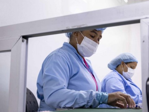 Demanda de productos manufacturados baja 8.1 % interanual a marzo