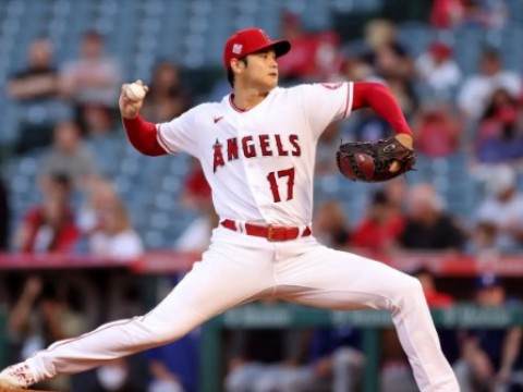 Ohtani lleva el hit hasta la 8va; Angelinos vencen a Oakland
