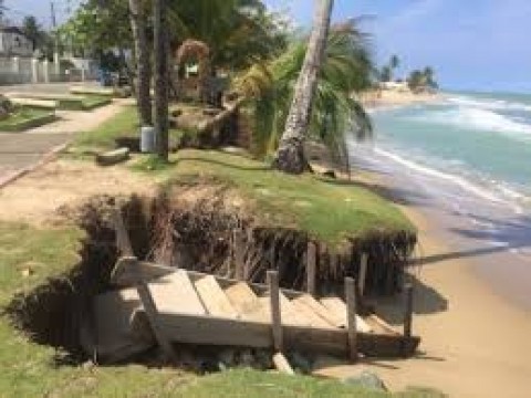 EE.UU emite alerta portuaria en Puerto Rico e Islas V&iacute;rgenes por onda tropical