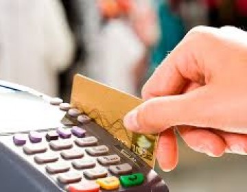 Tasas para cr&eacute;ditos al consumo bajan a 13 % en septiembre