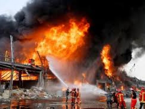 Extinguido un nuevo incendio en el centro de Beirut cerca del lugar de la explosi&oacute;n de agosto