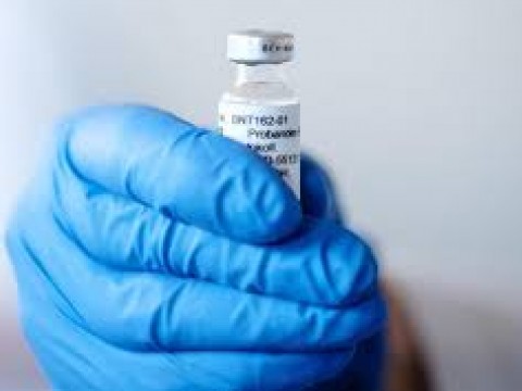 BioNTech anuncia produccion de 2.000 millones de dosis de su vacuna en 2021