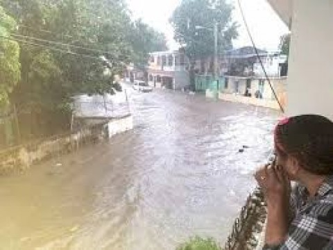 Lluvias provocan crecidas de rios y ca&ntilde;adas en region Norte