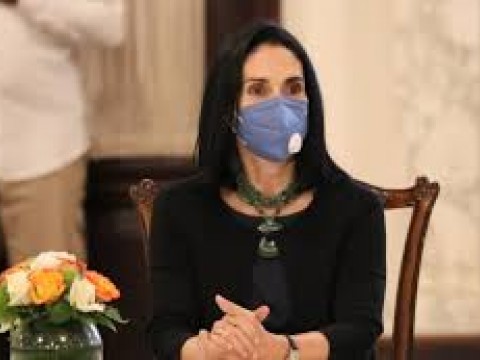 Primera Dama: &ldquo;Vacunas podr&iacute;an llegar en dos d&iacute;as desde China&rdquo;