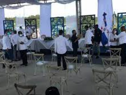 Turismo presenta proyecto de reordenamiento integral de Playa Macao