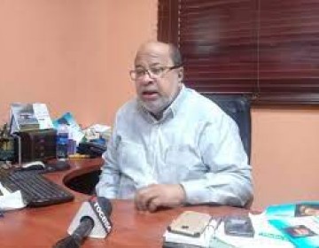 H&eacute;ctor Olivo seguir&aacute; como secretario de comunicaciones del PLD