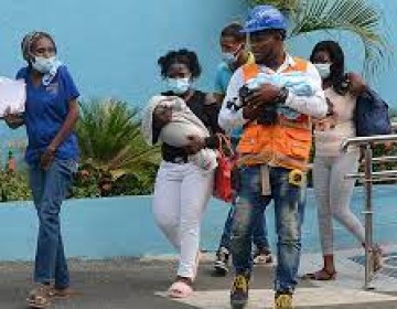 Apresan 78 haitianos entre ellos 10 mujeres embarazadas