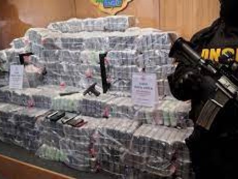 DNCD ocupa 850 paquetes de coca&iacute;na