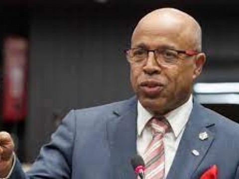 Alfredo Pacheco: RD no puede cargar con el peso de la crisis pol&iacute;tica y social que est&aacute; viviendo Hait&iacute;