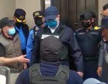 Arrestan al expresidente hondure&ntilde;o Juan Orlando Hern&aacute;ndez
