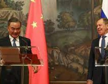 China y Rusia trabajarán juntos para promover la “democracia real”