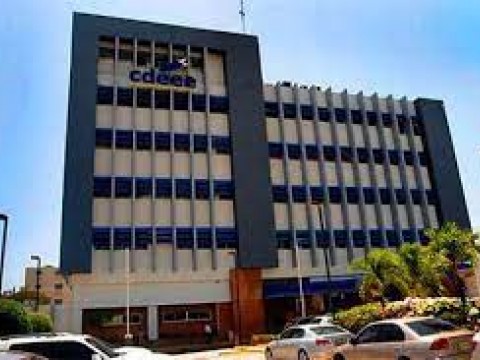 Demandan a la CDEEE por cancelaci&oacute;n irregular de licitaci&oacute;n en Punta Catalina