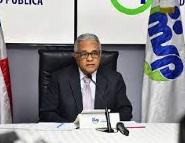 S&aacute;nchez C&aacute;rdena estima Gobierno env&iacute;a mensaje de que en RD no hay problema con el Covid