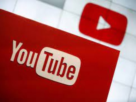 Un hombre ayud&oacute; a su mujer a dar a luz siguiendo tutoriales de YouTube