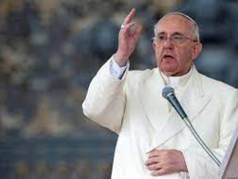 El Papa en As&iacute;s: "A menudo, la presencia de los pobres se ve como un fastidio que debe soportarse"