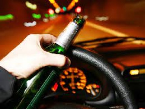 Digesett: Personas que sean sorprendidas conduciendo y tomando bebidas alcoh&oacute;licas, le ser&aacute; retenido el veh&iacute;culo