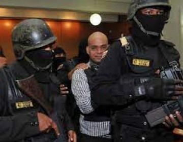 Capos de narco manejan sus redes desde la prisi&oacute;n