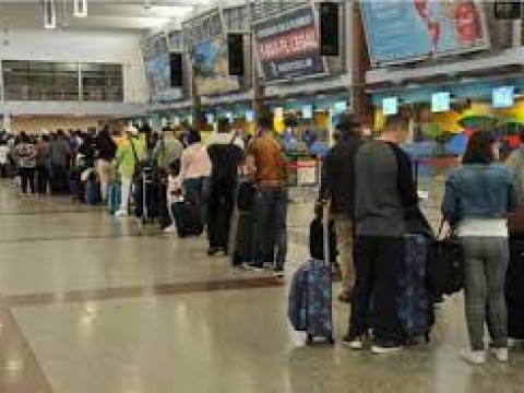 Estados Unidos emite alerta a sus ciudadanos de abstenerse a viajar a RD por coronavirus y delincuencia