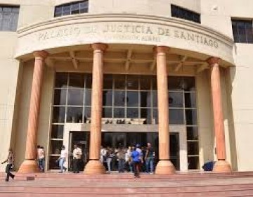 Aplazan medida de coerci&oacute;n contra madre por muerte de reci&eacute;n nacida en Santiago