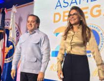 Perremeistas piden sustitucion de Paliza y Carolina Mej&iacute;a de la dirigencia del PRM