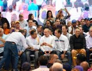 Alexis Medina preside fundaci&oacute;n que capt&oacute; capt&oacute; fondos il&iacute;citos para campa&ntilde;as de Danilo y Gonzalo
