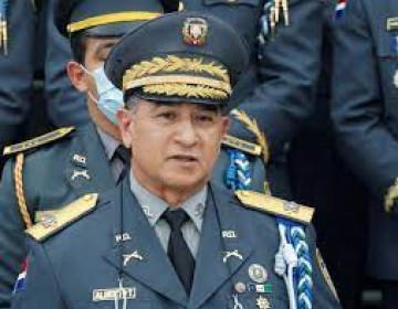 Director PN advierte sanciones a miembros negligentes que no velen por la seguridad de las mujeres