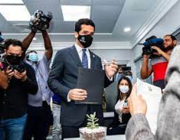 Omar Fern&aacute;ndez presenta dise&ntilde;o Centro de Criminolog&iacute;a para combatir delincuencia