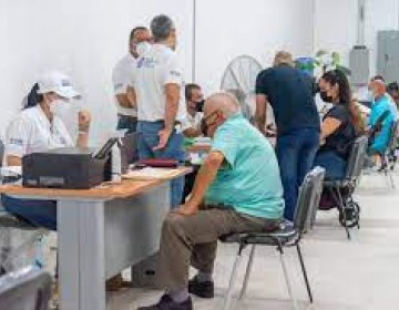 RD inicia regularizaci&oacute;n de venezolanos indocumentados