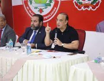 PRSC sugiere al presidente Luis Abinader construir muro y continuar deportaciones de ilegales