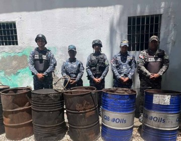 La Polic&iacute;a desmantela f&aacute;brica clandestina de cler&eacute;n en zona boscosa de Cabral