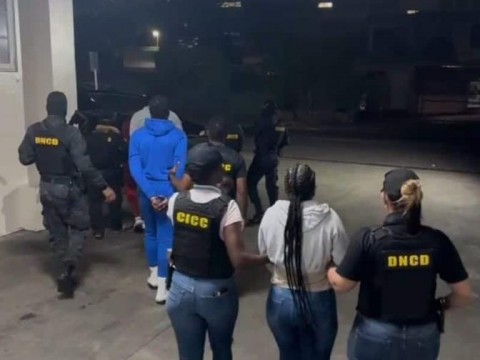 Detienen en el AILA a cuatro franceses que viajar&iacute;an juntos a Paris con droga en el est&oacute;mago